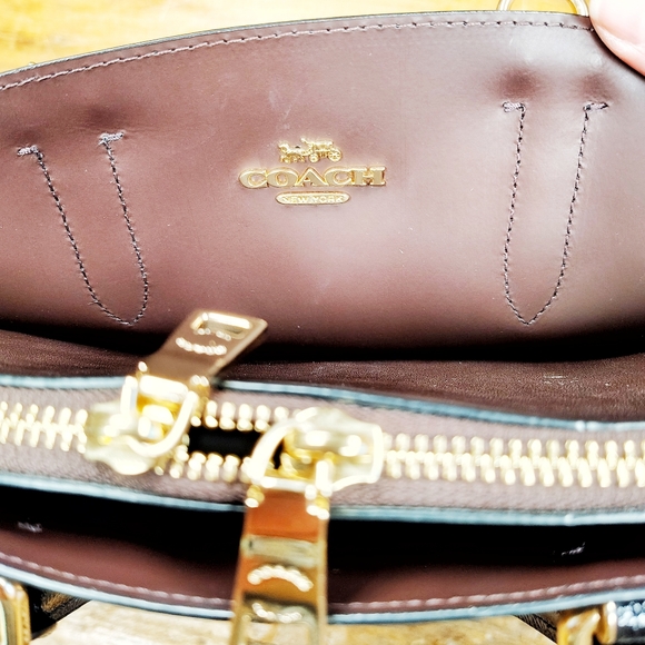 Coach Quinn Satchel Bag in Patent Black Leather with Strap - Picture 13 of 16